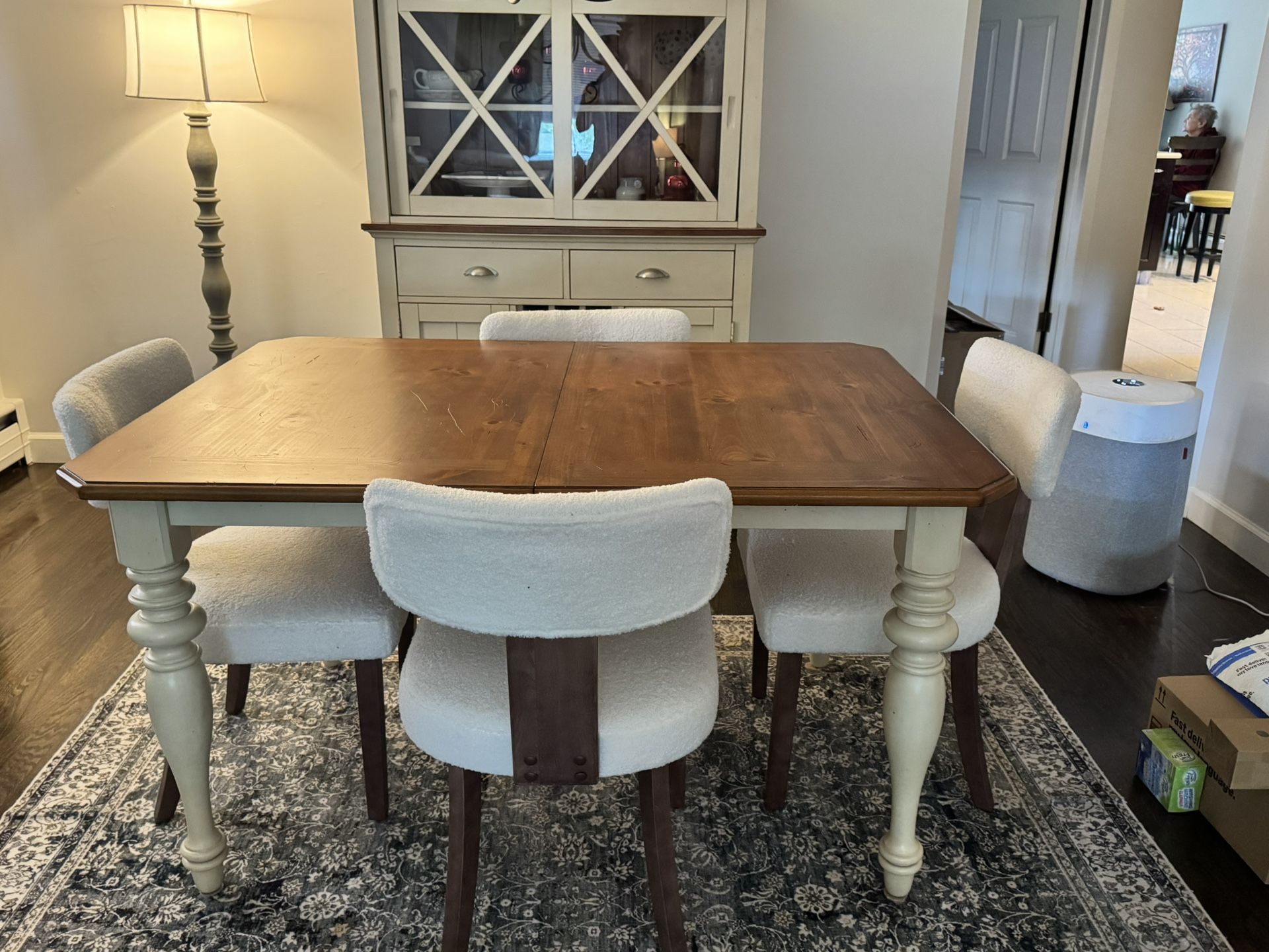 Dining Table w/ 4 Chairs