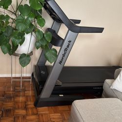 Commercial Gym Treadmill 