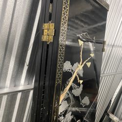 Chinese black lacquer wall