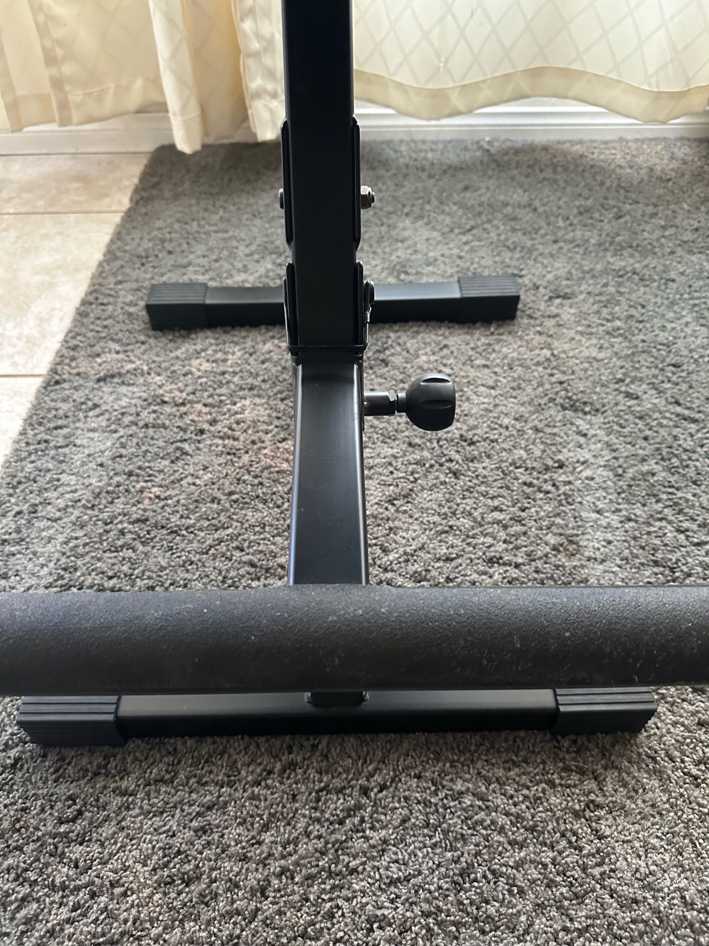 Deluxe Guitar Seat and stand.