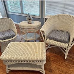 Wicker Set