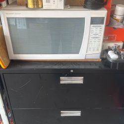 Large Microwave  Sharp
