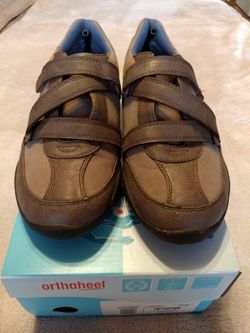 Orthoheel ladies shoes. Size 6
