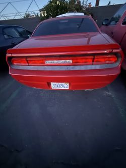 Dodge Challenger 2011