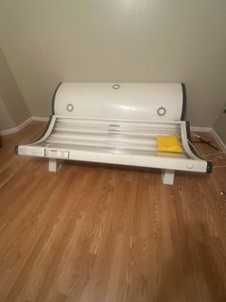 Sunliner 2400 deluxe tanning bed