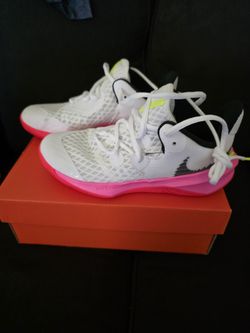 nike zoom hyperspeed court set Size 4 Men