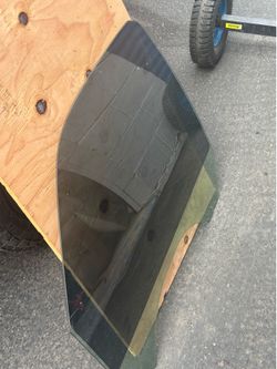 DRIVER SIDE WINDOW. SILVERADO 1500/2500. Year 2001/2006 $50