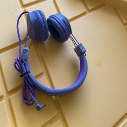 Headphone with 2.5 jack