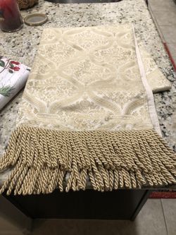 Table Runner