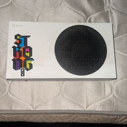 Xbox Series S Used 8 Times Basically New 