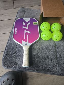 Pickle Ball Paddle