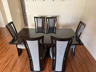 Dining table with 6 chairs