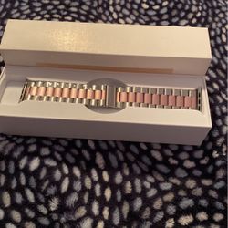 New In Box Iwatch Stainless Steel Rose Gold Band