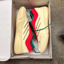 Adidas Dame 9 Size 11 Brand new