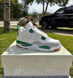 Air Jordan 4 pine green Sneakers
