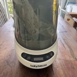 Baby Brezza 