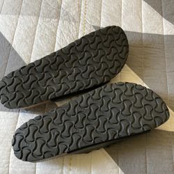 Woman’s Birkenstocks Black Sandals 