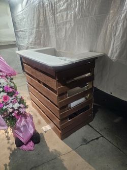 Bar Stand