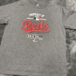 Cincinnati Reds Youth Medium T-Shirt 