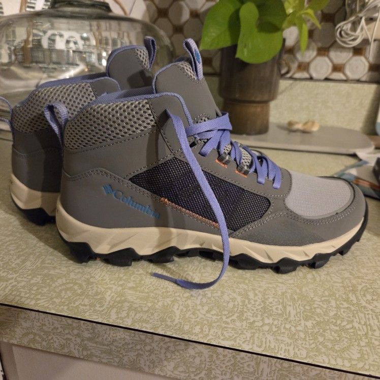 Womens Columbia Boots