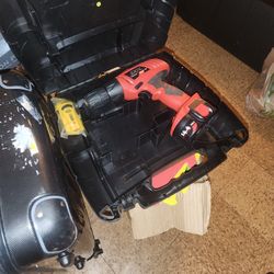 Skil 2566 14.4 Volt 3/8" Cordless Drill With Battery 