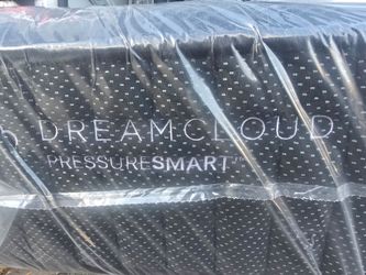 Queen Dreamcloud PressureSmart