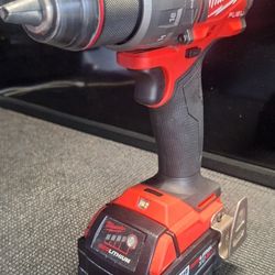 Milwaukee M18 1/2 Hammer Drill 