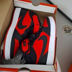 Nike Shoes For Boys 