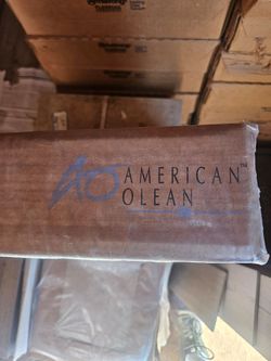 Floor tile