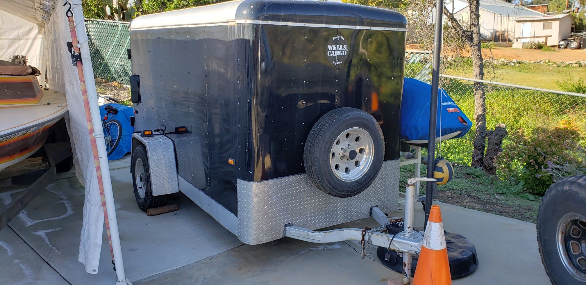5x10 enclosed trailer