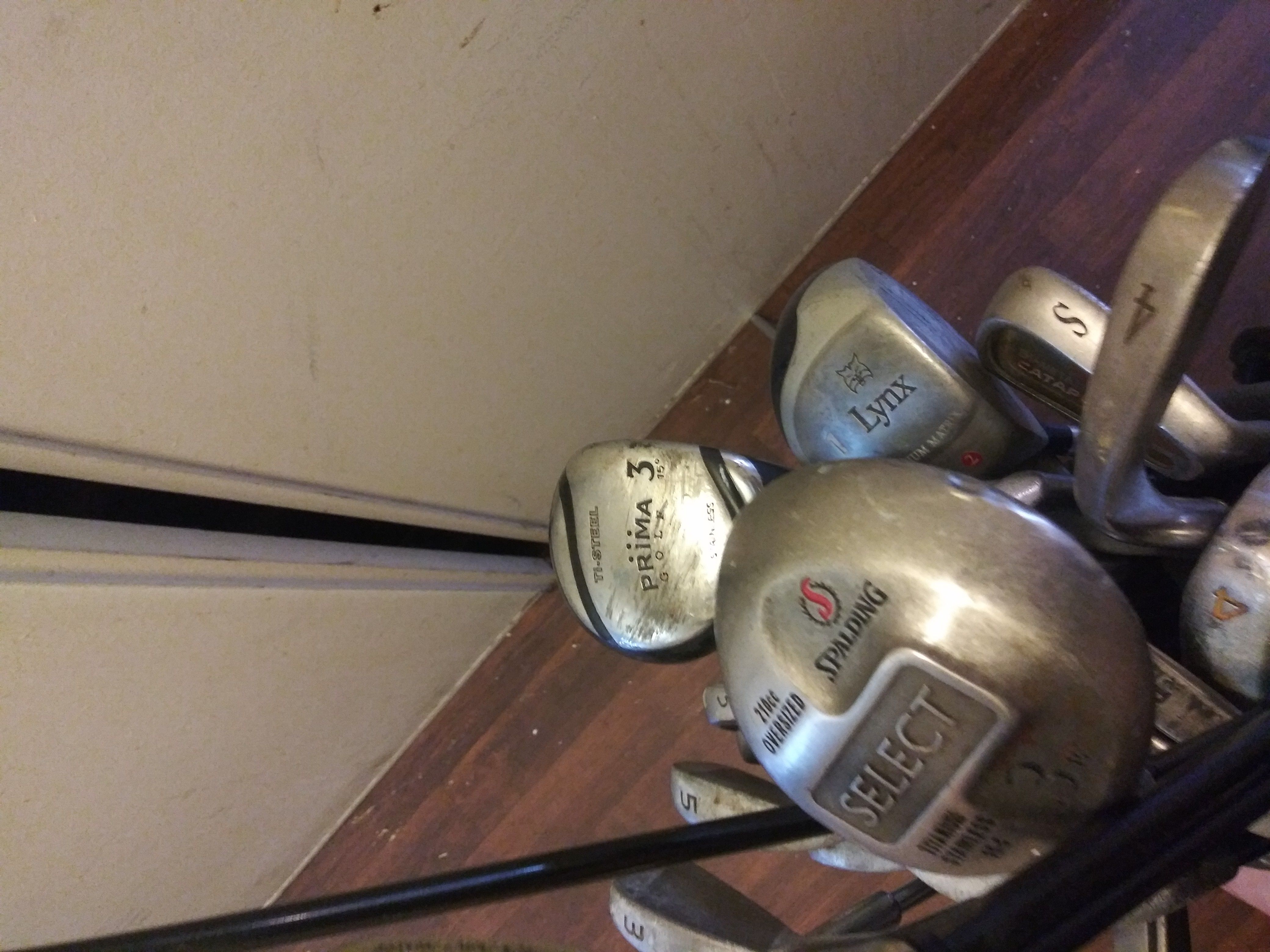 Sets of golf clubs dunlop ,bi metal catapult Prima