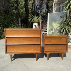 Mid Century Modern 2-Piece MCM Walnut Bedroom Set Dresser + Nightstand 
