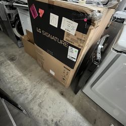 LG SIGNATURE GAS DRYER 29”