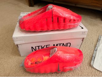 Personally collecting sale. Nike mind 001 solar red W11/ M9.5
