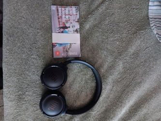 JBL Tune 520 BT Headphones
