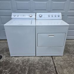 Whirlpool Heavy Duty Washer and Dryer Set (Electric)