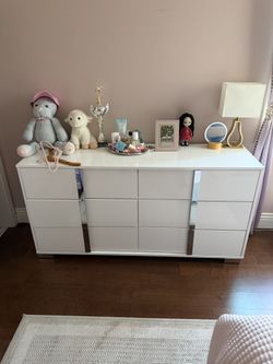White Dresser
