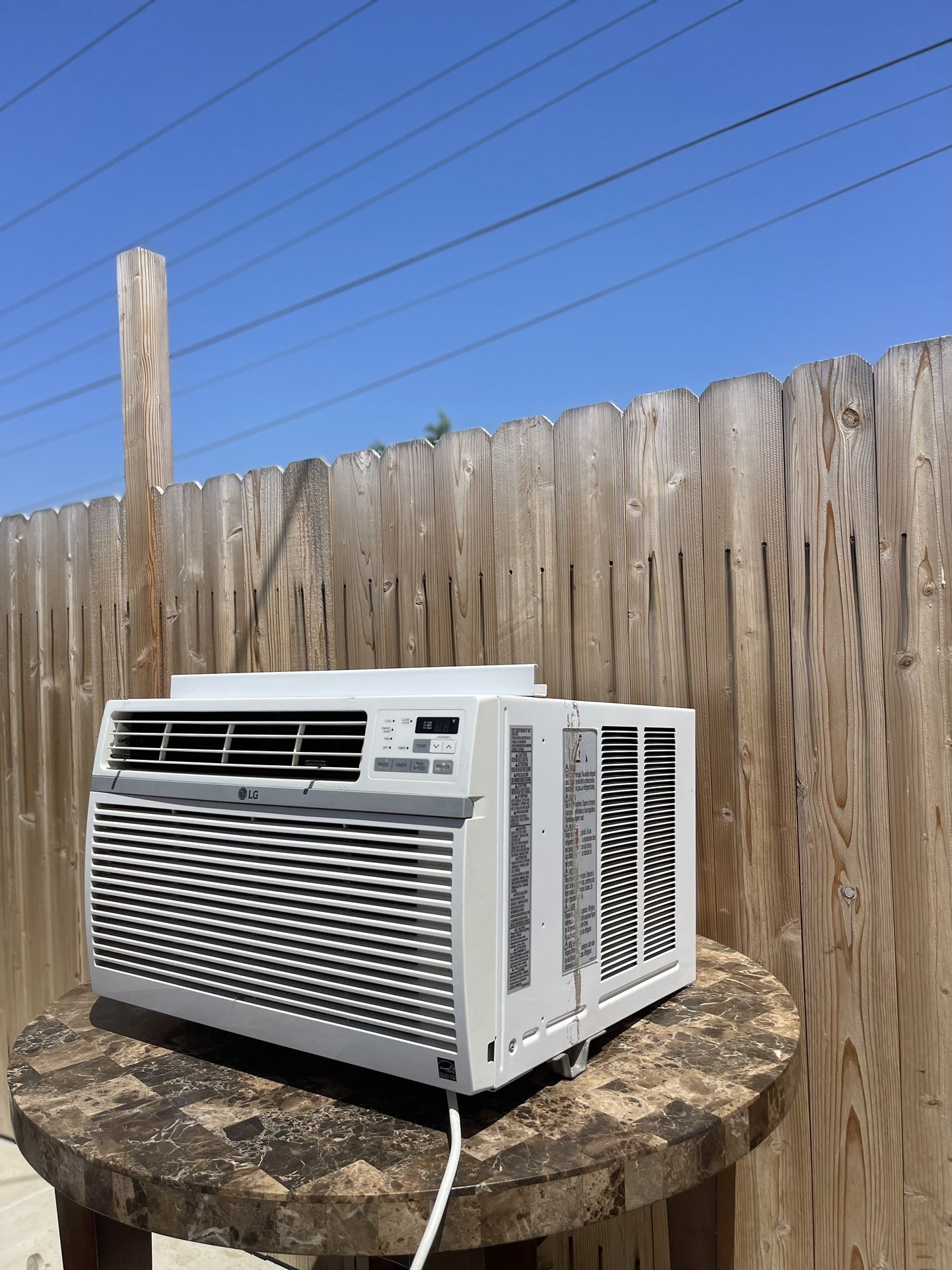 10,000 BTULG window AC unit works great 225 Or Best Offer Open To Trades