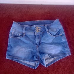Sugah & Honey Shorts size 9 