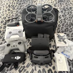 DJI Avata 2 Drone Fly More Combo w/ RC3 Controller. Like NEW