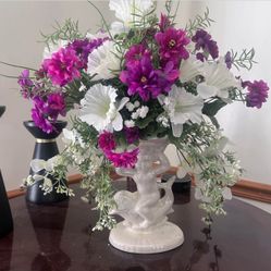 Mother’s Day Floral Arrangements Made By Sisters Floral & Wood Design 