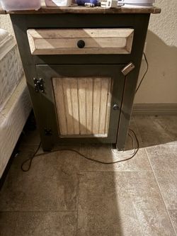 Wooden Bed Side Table 