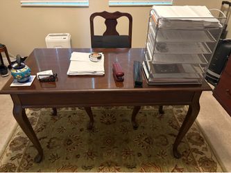 Desk & chair