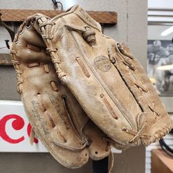Vintage TED WILLIAMS Baseball Glove