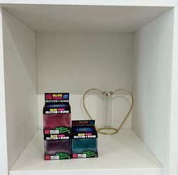 Needoh glitter and glow cube $13