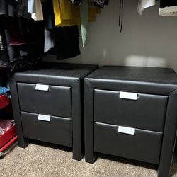 Black Tuffed Drawers/ottomans  Matching 