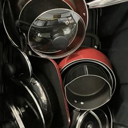 Assorted Kitchen Items