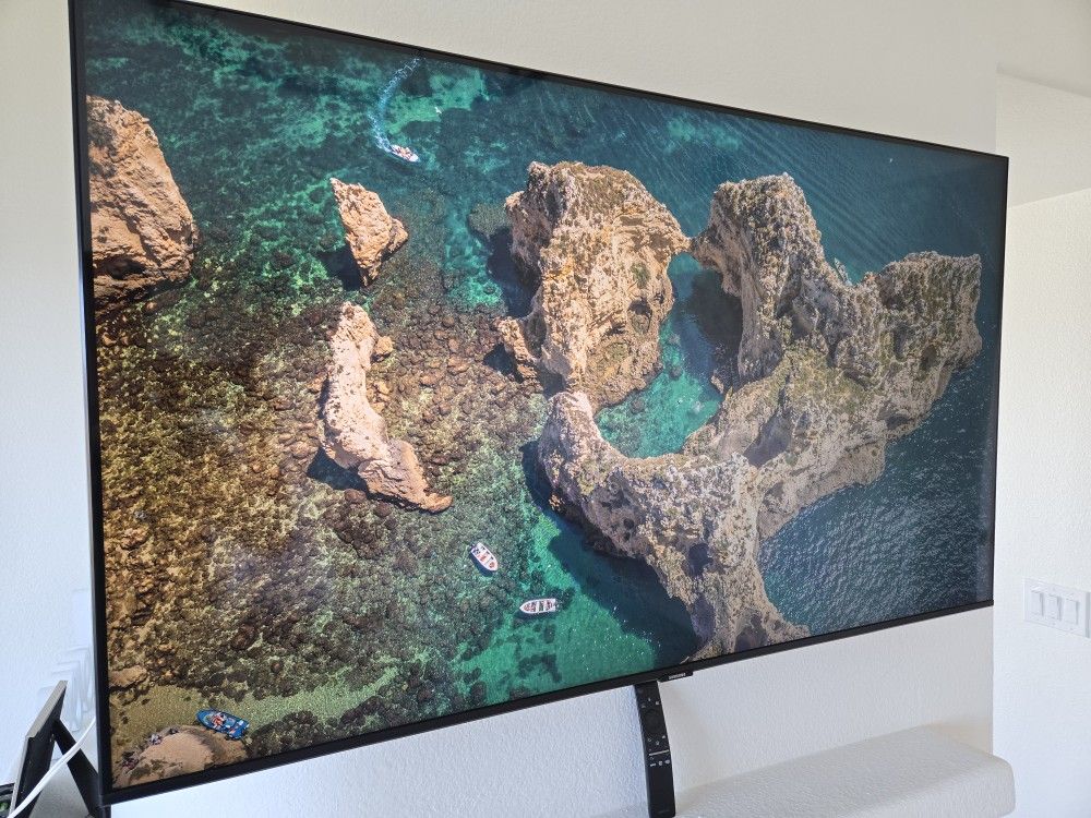 Samsung 50" Smart TV