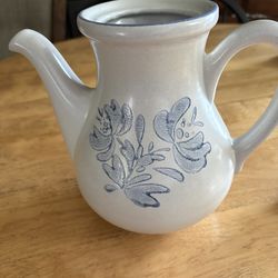 Pgatzgraff Yorktowne Coffee pot