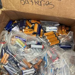 All New In The Plastic New Box Of Batteries AA-AAA -remote Batteries 